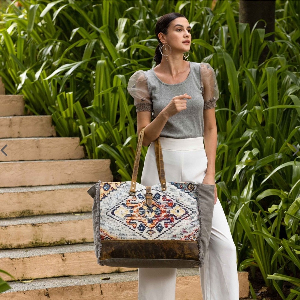 NWT Myra bohemian/Aztec weekender bag! 🥳🎉